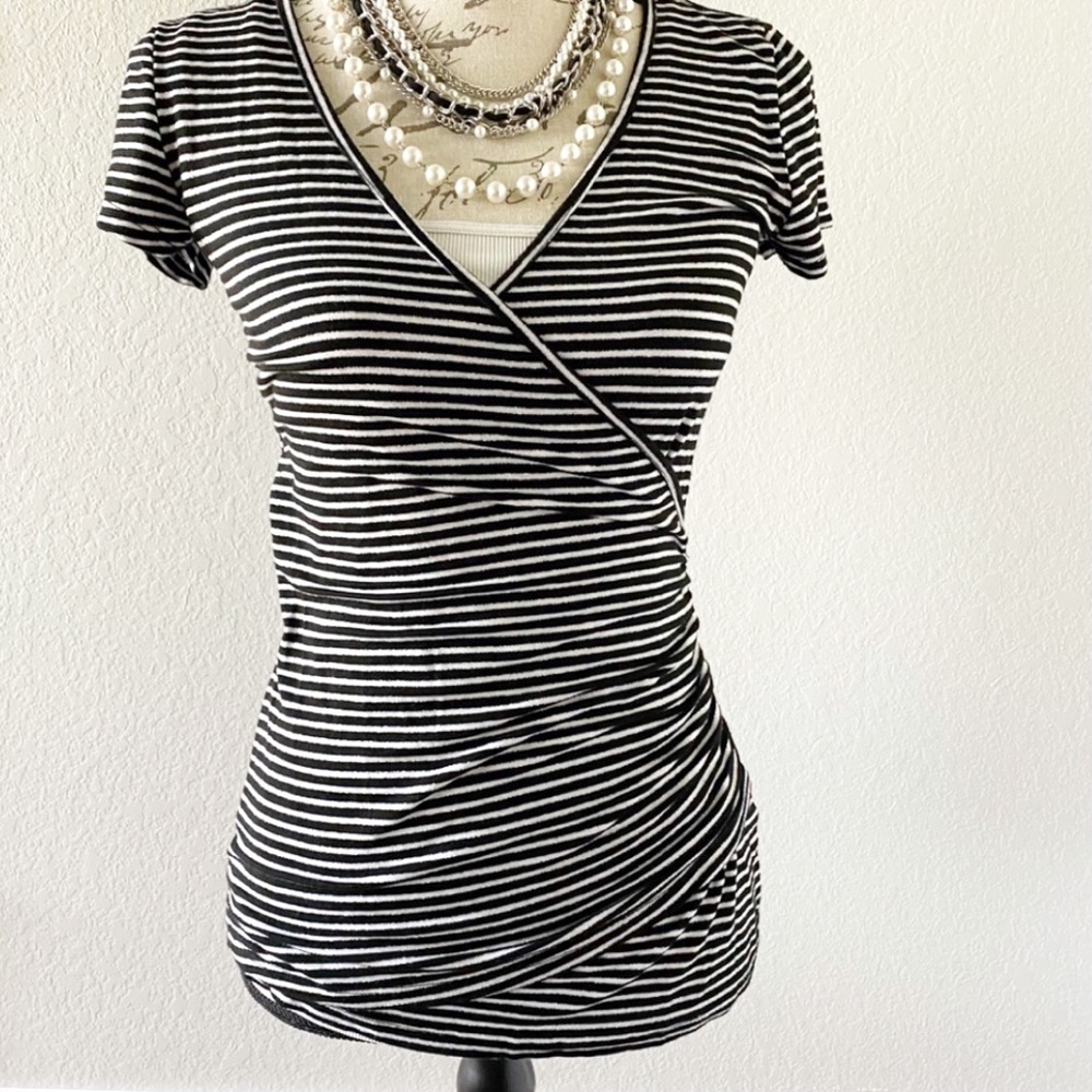 Cache Black And White Form Fitting Blouse Size S